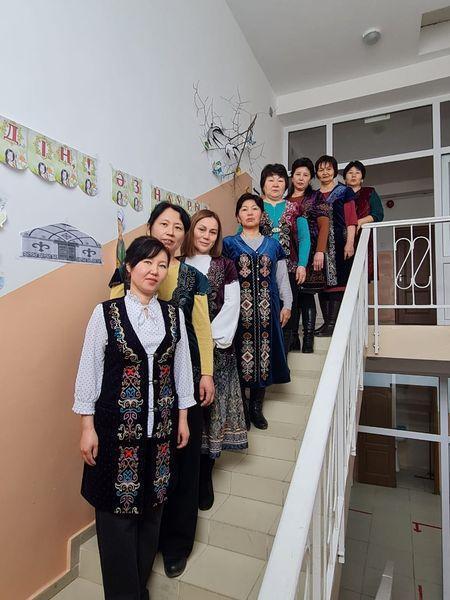 Наурыз -2022 Б.Садырбайұлы атындағы орта мектебінің ұжымы