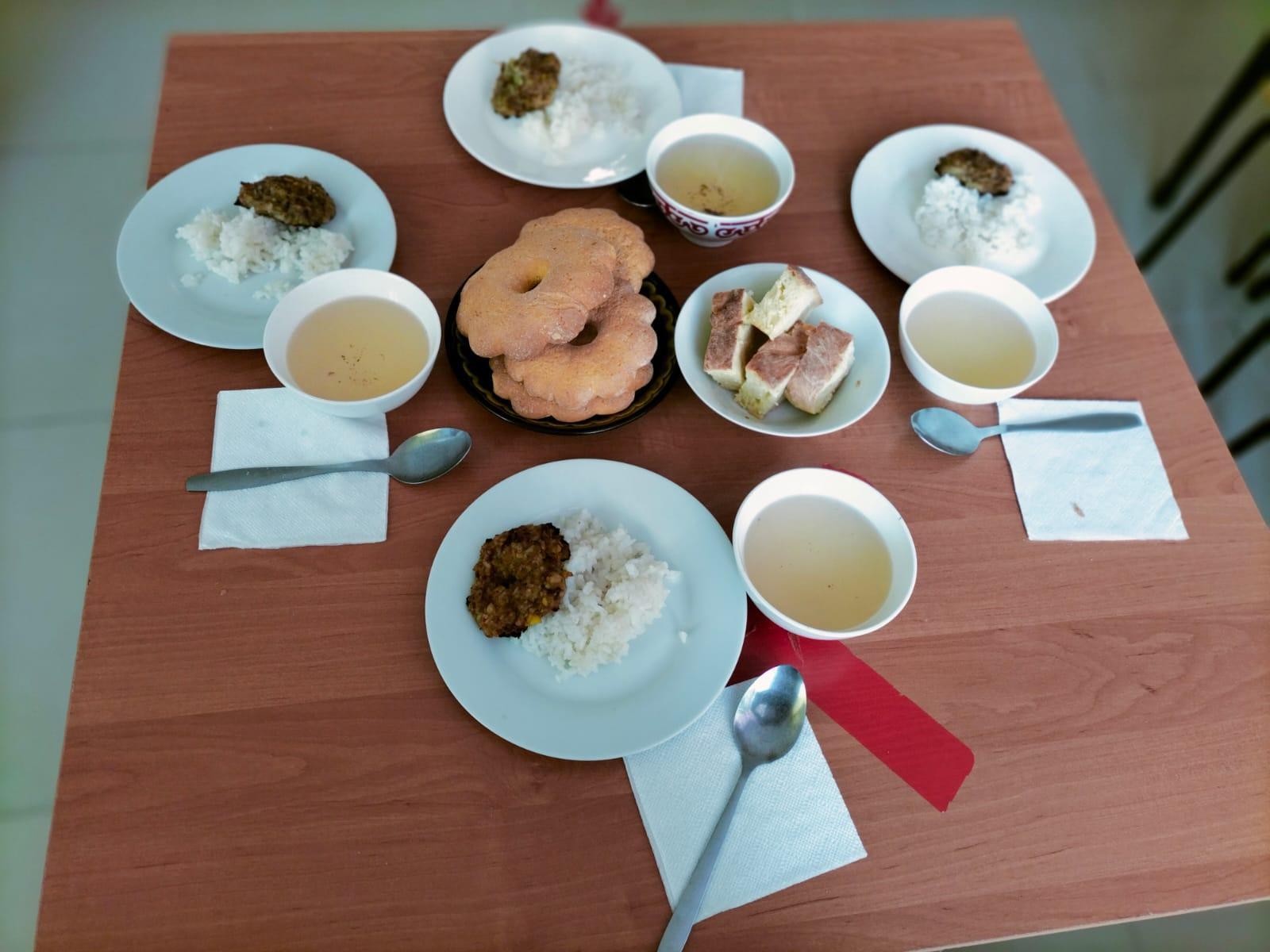 Ас мәзірі бойынша бірінші аптаның дүйсенбісіндегі ыстық тамақ