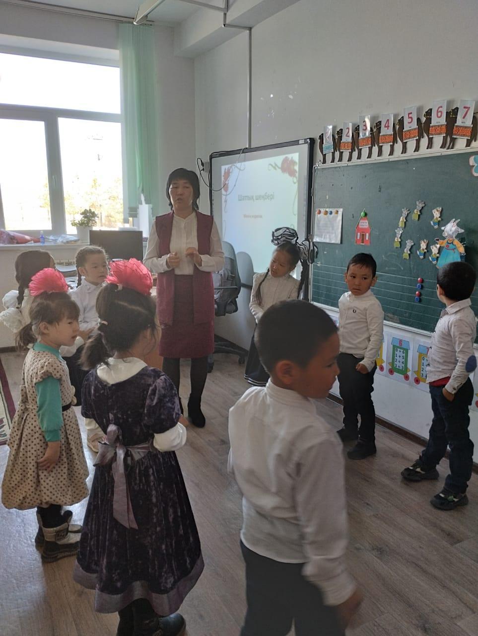 "Тұлпар" бірлестігінің жоспарына сәйкес МАД- тобында Ташенова Т. Д. - Сауат ашу ҰІӘ "Дыбыстық талдау" тақырыбында ашық сабақ өттітақырыбында